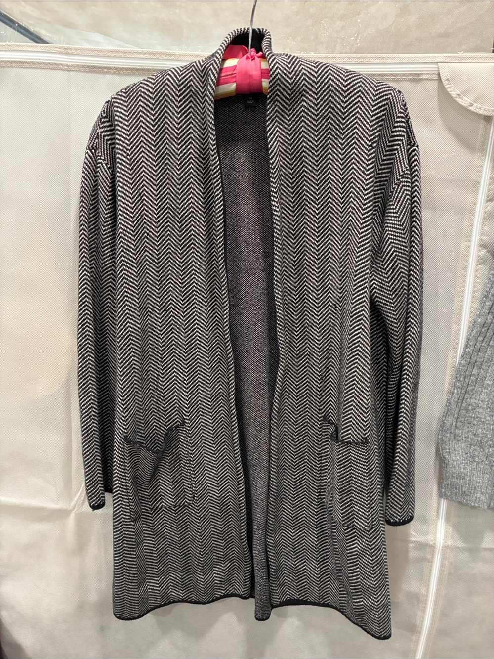 Ann Taylor Black and White Chevron Open-Front Cardigan
